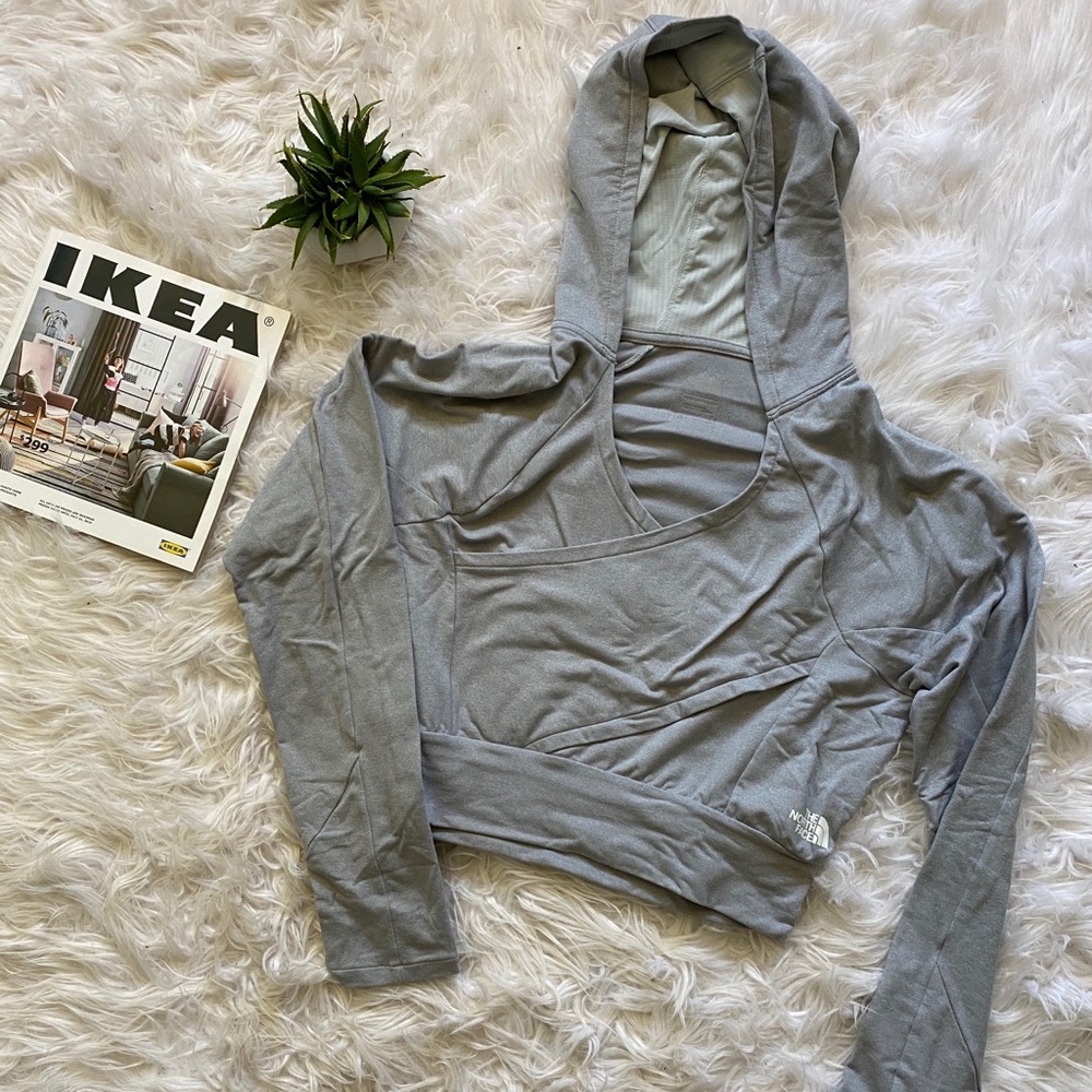 THE NORTH FACE | Cropped Hoodie